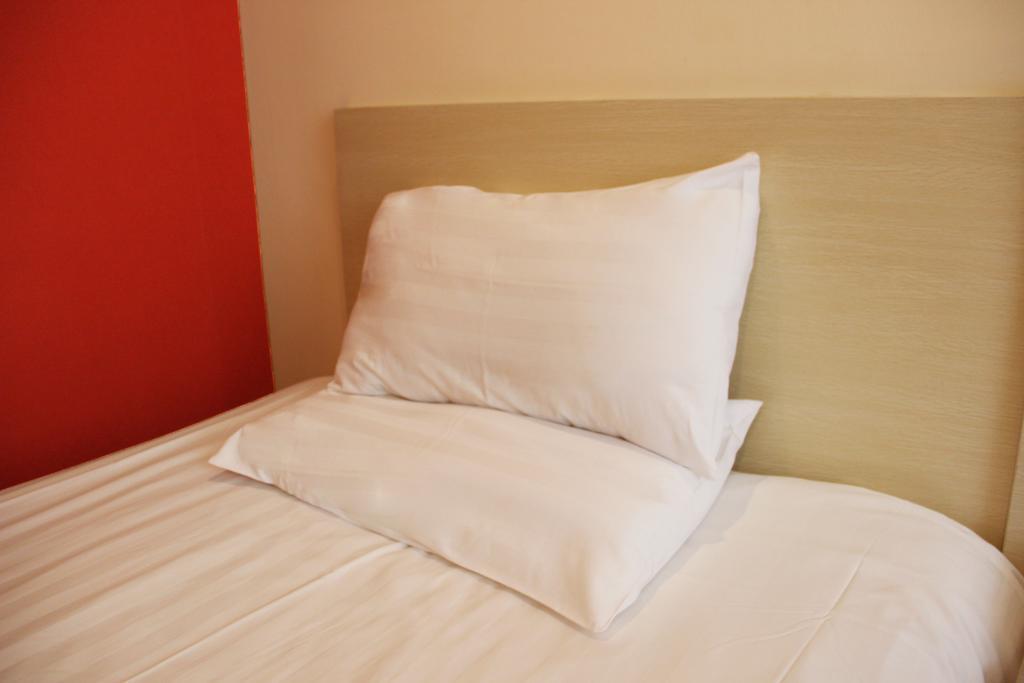 ננינג Gold Mine Express Hotel חדר תמונה